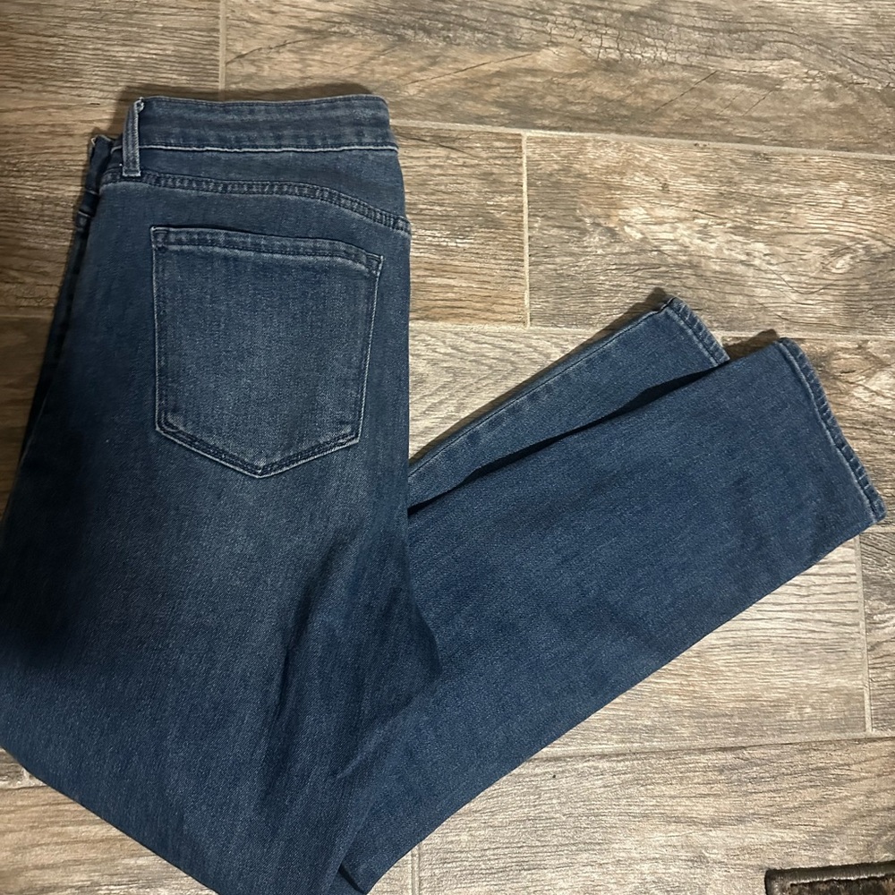 Old Navy High-Rise Wow Straight Jeans in Dark Blue